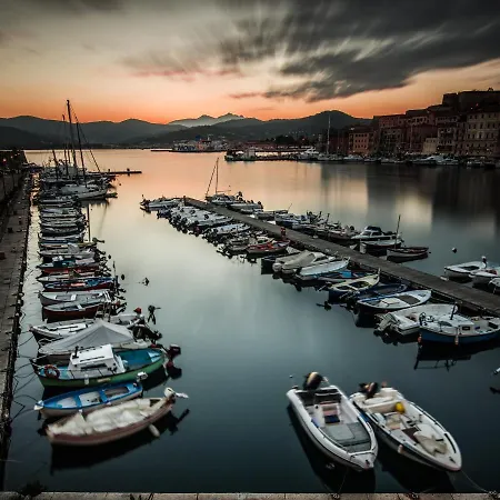 Helloelba Vicolo Dell'amore فندق *